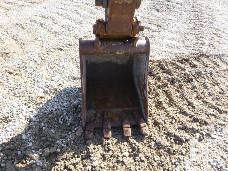 2022-deere-35g-image-15