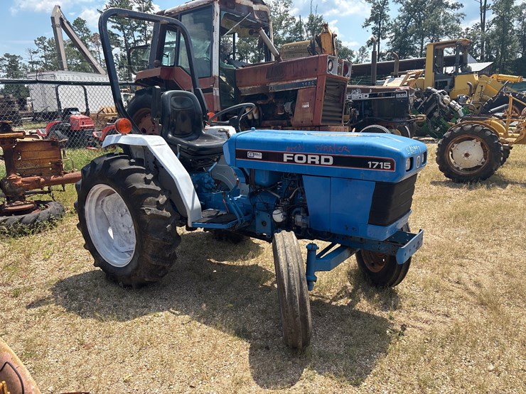 ford-1715-image-2