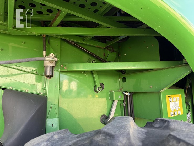 2009-john-deere-9770-sts-image-37