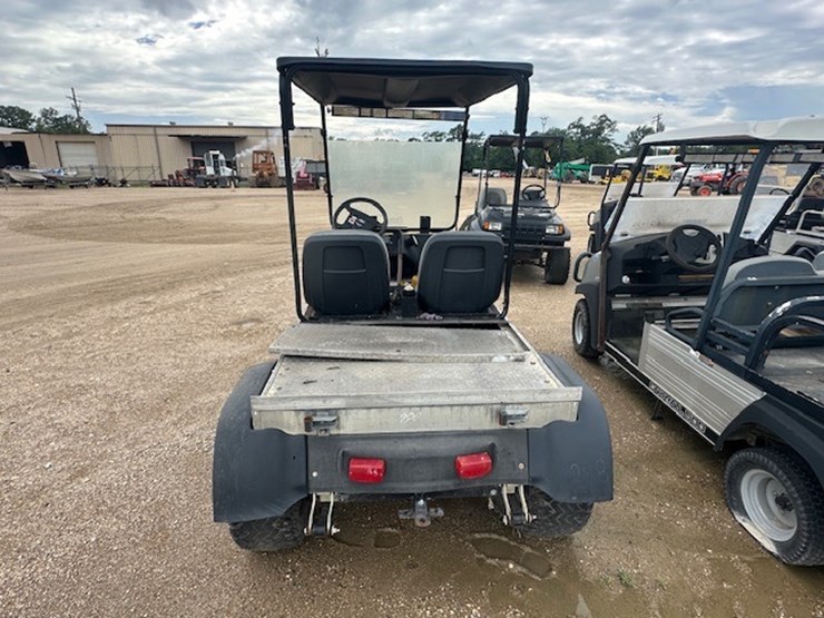 club-car-carryall-272-image-6