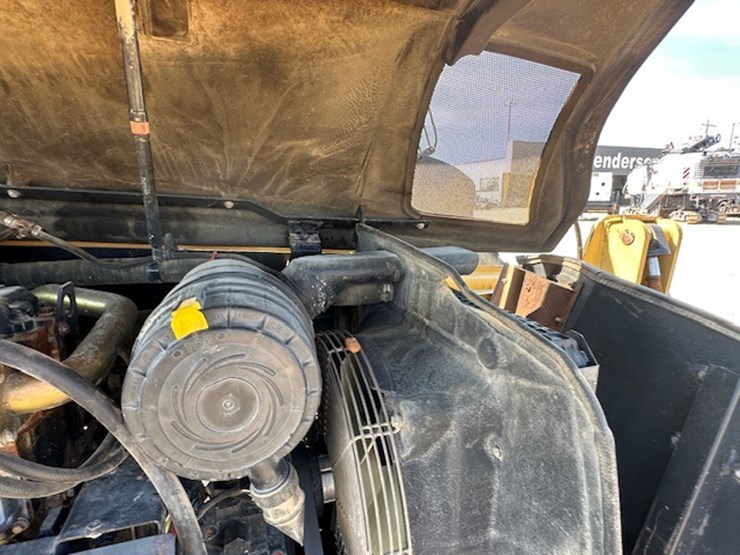 2005-caterpillar-th360b-image-49