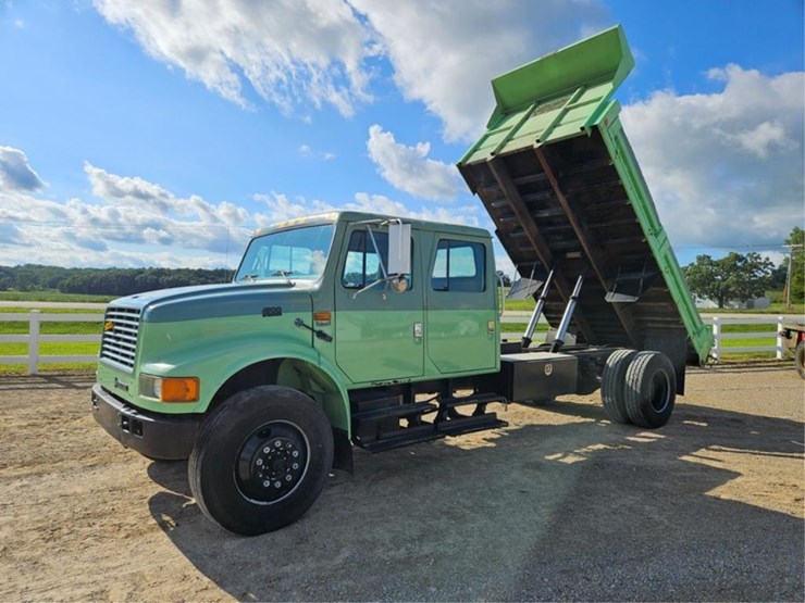 #384-•-1995-ih-4900-crew-cab-dump-truck-image-14
