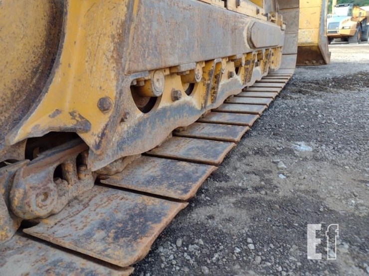 deere-650k-xlt-image-34