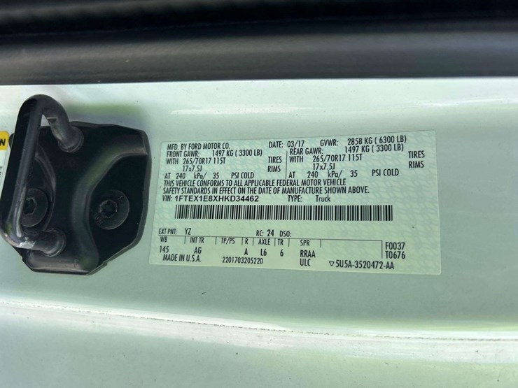 2017-ford-f150-image-5