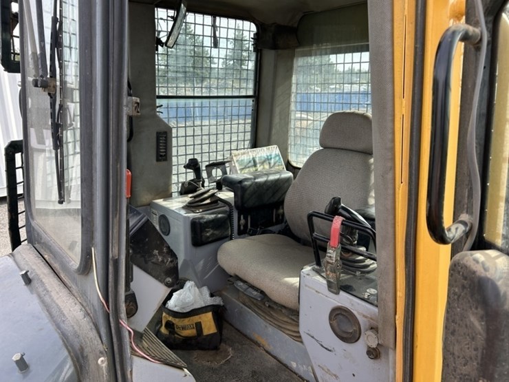 2003-deere-850c-image-9