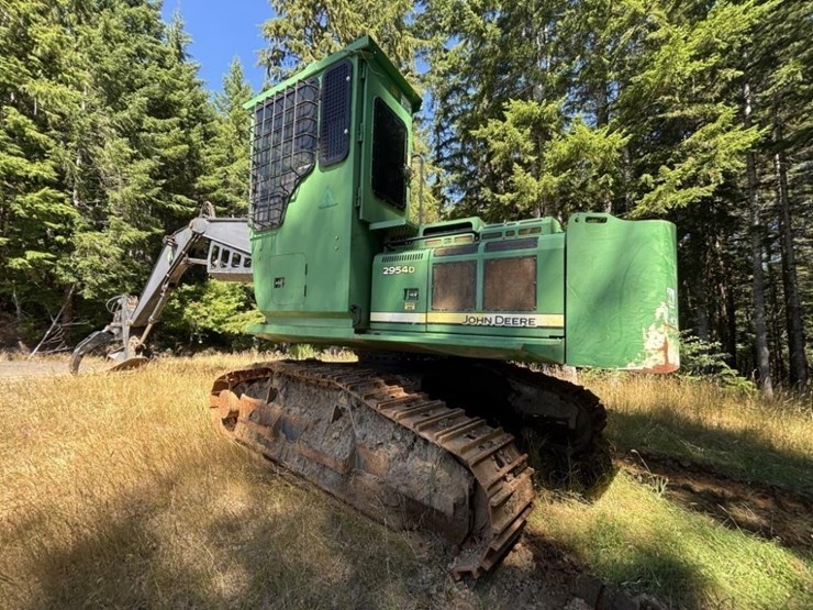 2013-deere-2954d-image-3