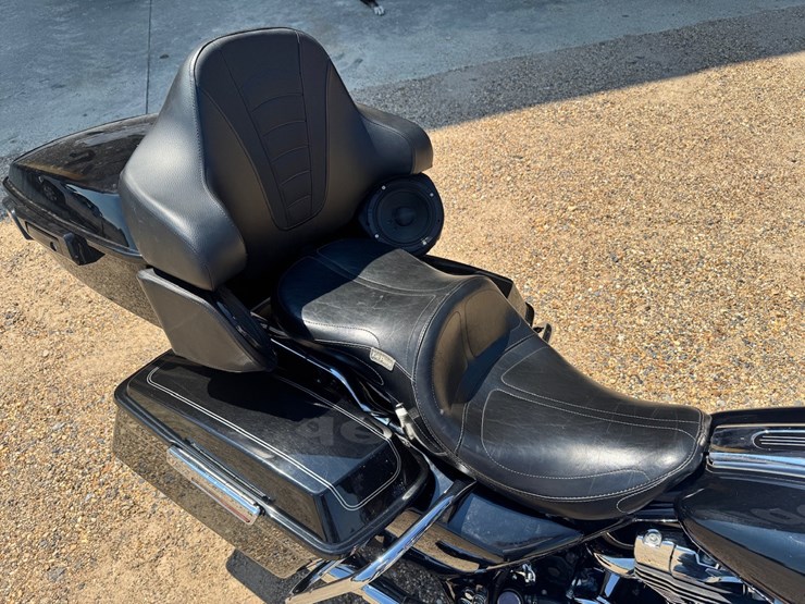 #112-•-2006-harley-street-glide-image-6