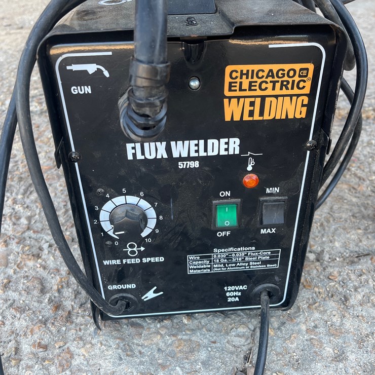 #43 • CHICAGO ELETRIC WELDER