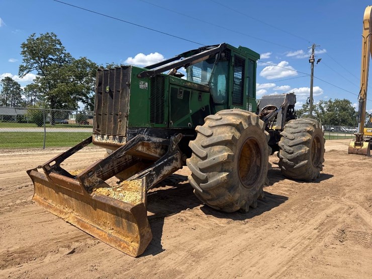 2010-deere-648h-image-2