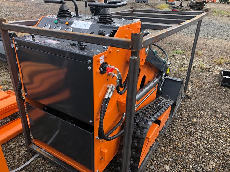 #88-•-landhero-mini-skid-steer-image-4