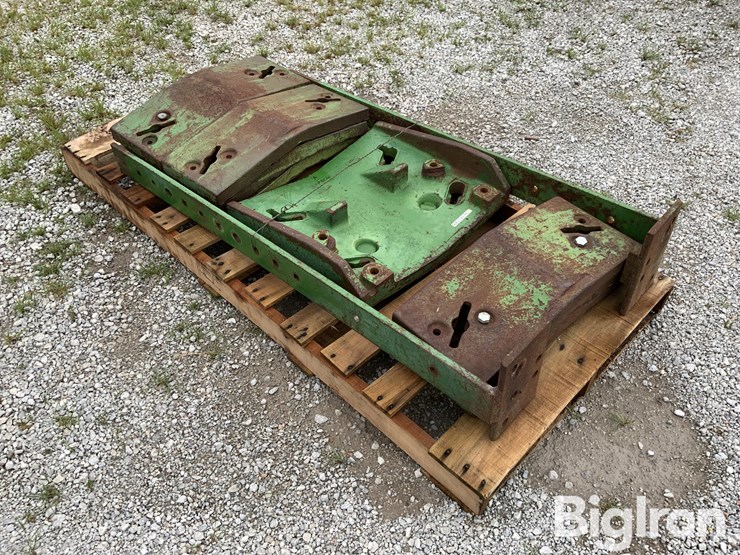 john-deere-10-image-3