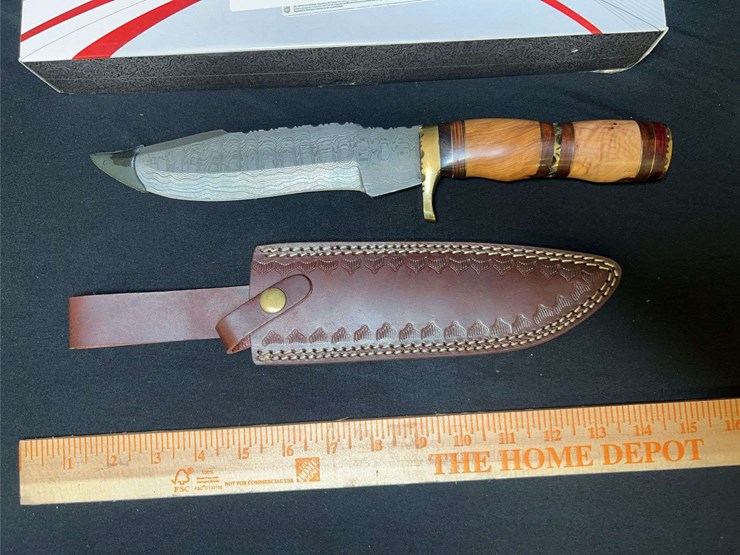 custom-damascus-steel-fixed-blade-knife-w/-cream/red-stripe-handle-image-2