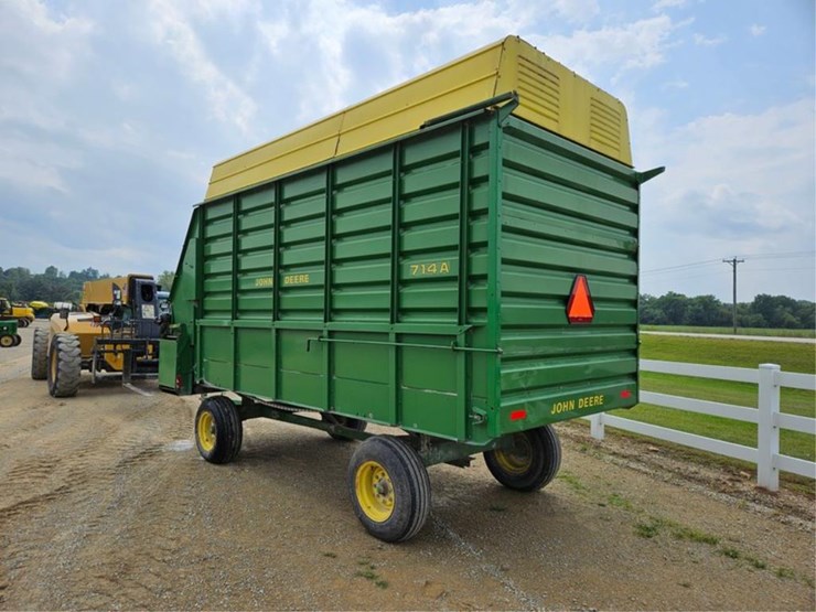 john-deere-714a-image-3