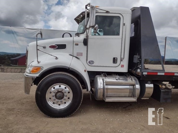 2016-peterbilt-348-image-20