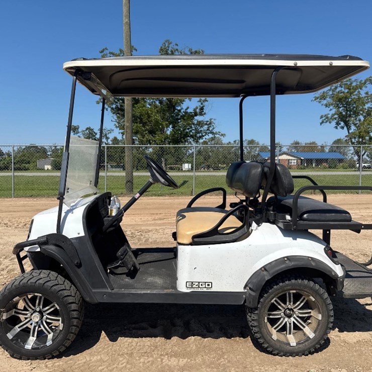 2020 EZ-GO EXPRESS S4 GOLF CART