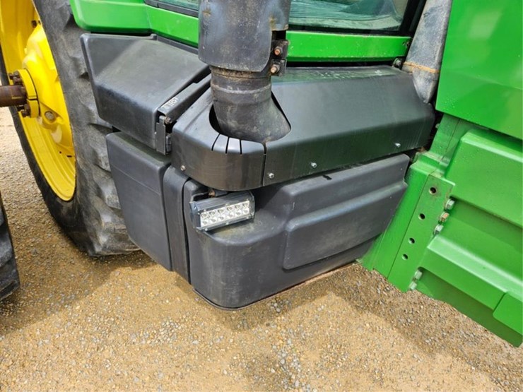 john-deere-8200-image-47