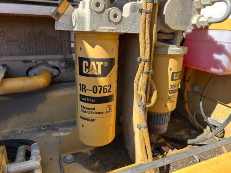 2010-caterpillar-324dl-image-18