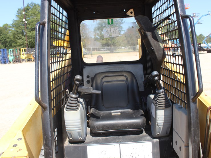 komatsu-sk1020-image-10