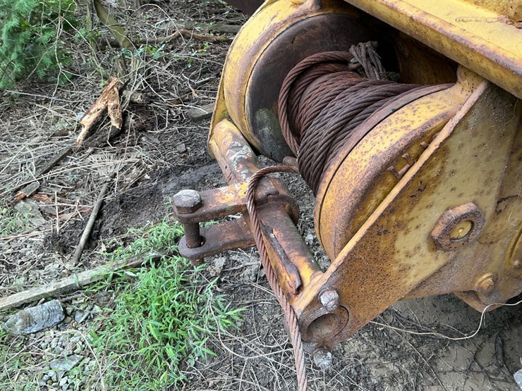 caterpillar-d2-image-49