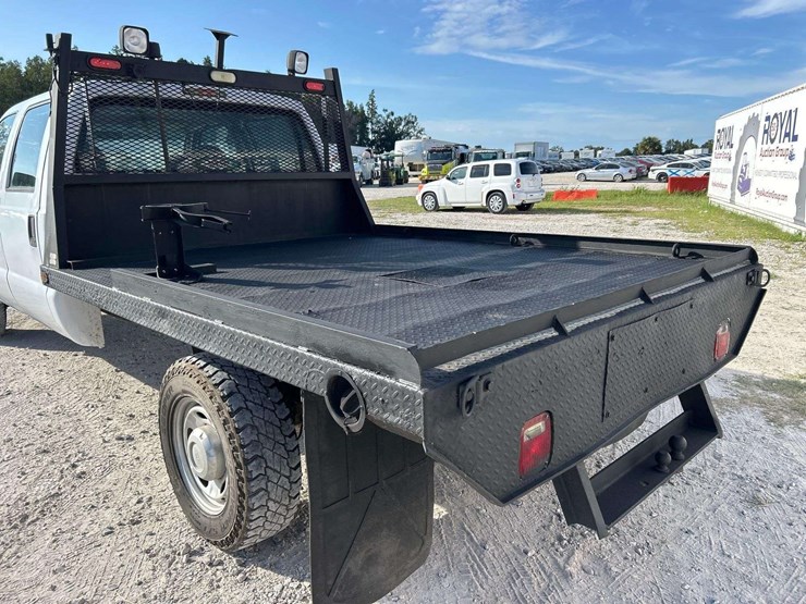 2009-ford-f350-image-24