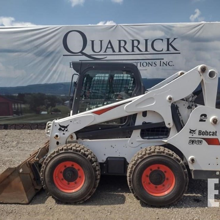2022 BOBCAT S740