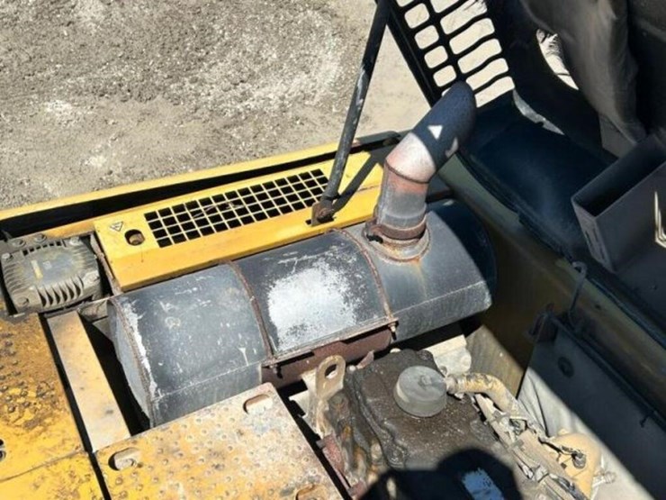 2006-caterpillar-325dl-image-47