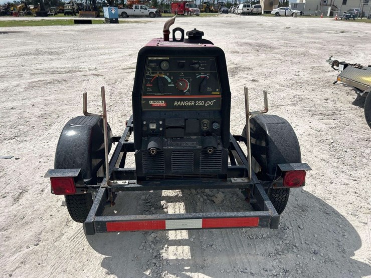 2008-lincoln-electric-ranger-250gxt-image-11