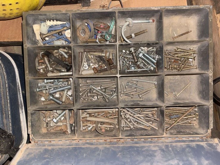 pallet-of:-hyd-bottle-jacks,-screw-jacks,-jig-saw,-solder-gun,-4”-angle-grinder,-air-nailer,-pry-bar-image-11