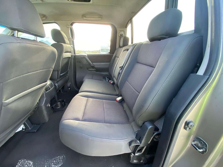 2008-nissan-titan-image-18