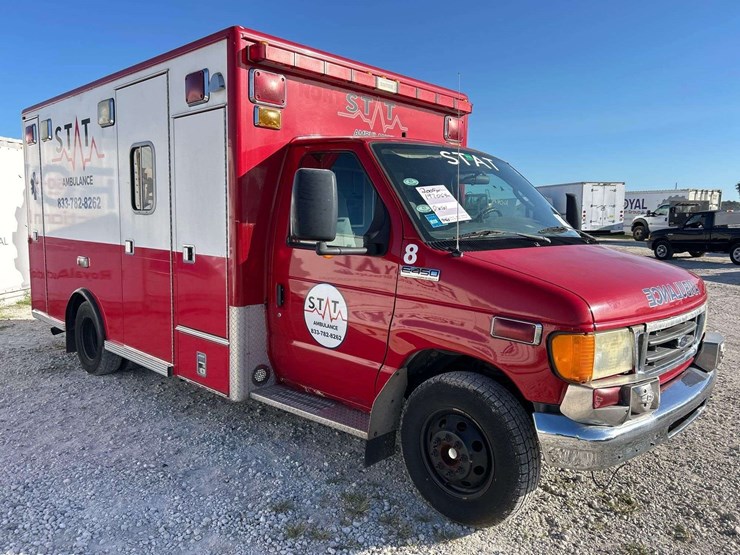 2005-ford-e450-image-2