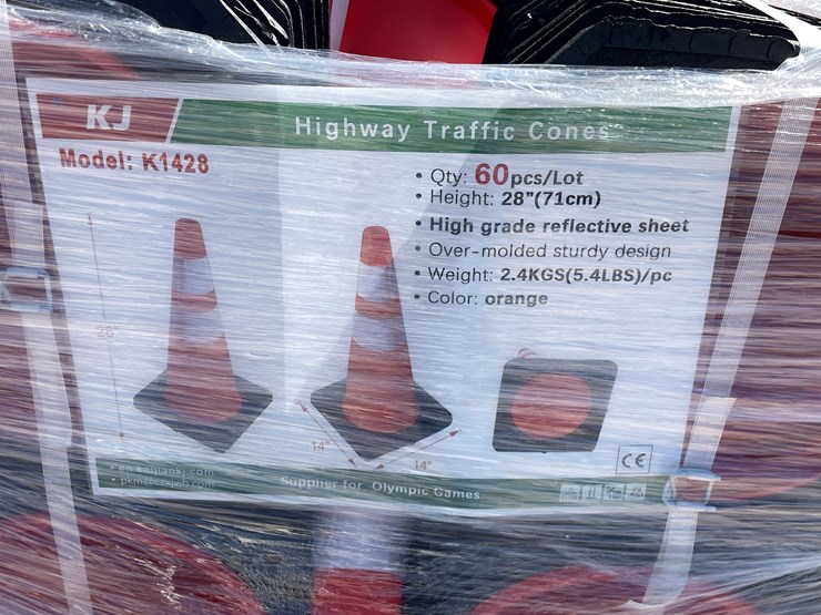 #4038-•-traffic-cones-image-1