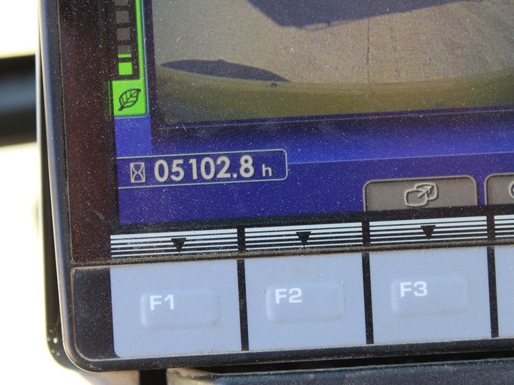 2022-komatsu-pc210-lc-11-image-19