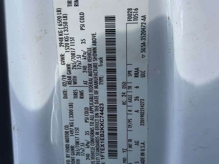 2019-ford-f150-image-13