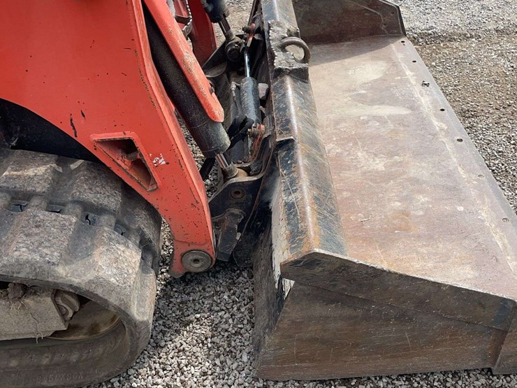 kubota-svl95-2s-image-8
