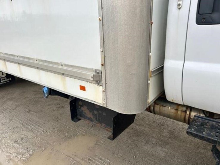 2013-ford-f750-xl-image-45