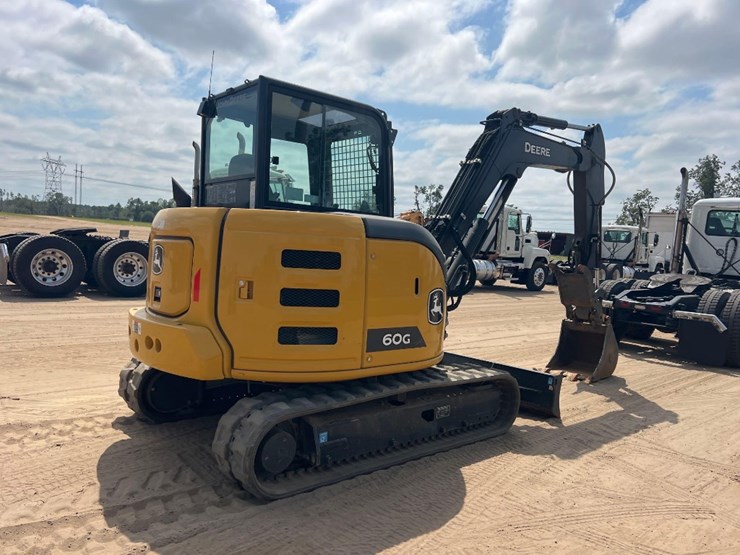 2021-deere-60g-image-4