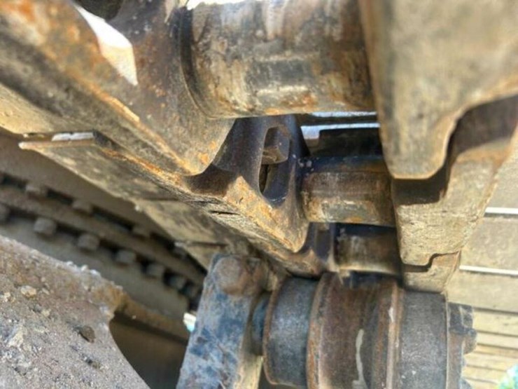 2010-caterpillar-324dl-image-50