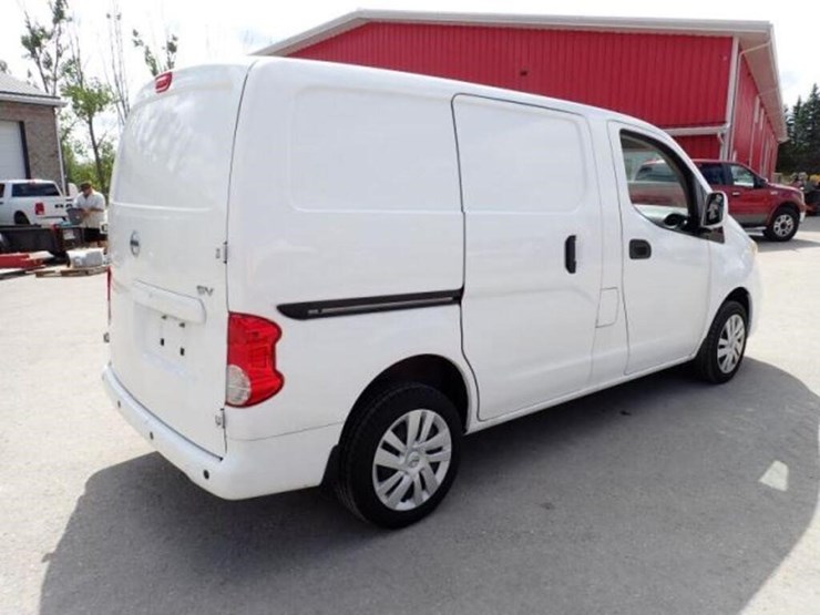 2019-nissan-nv200-image-5