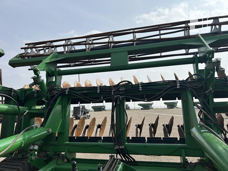 2019-john-deere-2680h-image-24