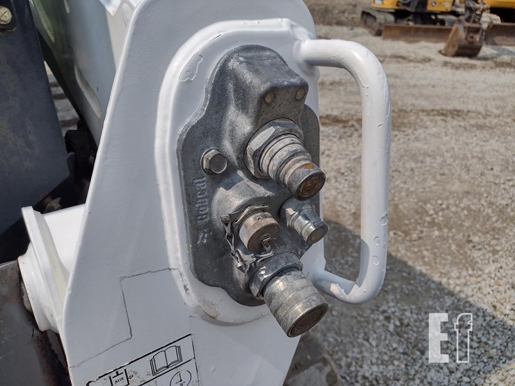 2014-bobcat-t590-image-17