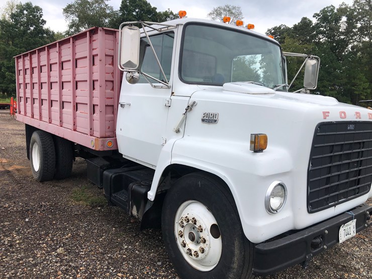 ford-7000-image-7