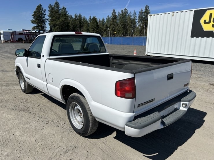 1999-gmc-sonoma-pickup-image-3