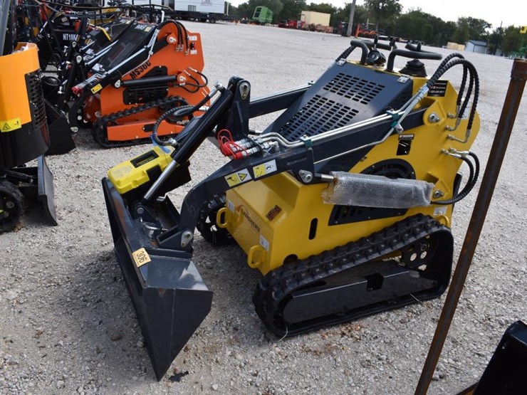land-hero-ldh-t460-cem-mini-skid-steer-(serial-#-20250411076)-(k)-image-1