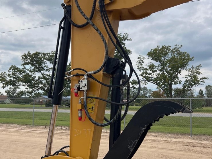 2017-caterpillar-307e2-image-10