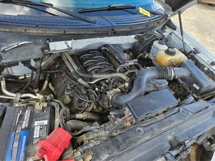 2012-ford-f150-xlt-image-10