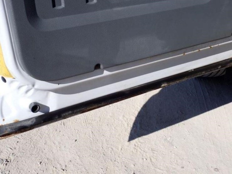 2016-ford-f550-xl-image-30