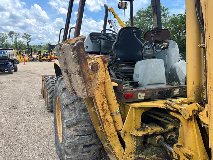 caterpillar-416d-image-9