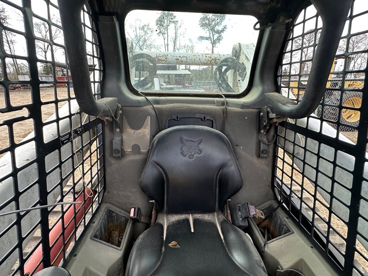 2014-bobcat-t750-image-50