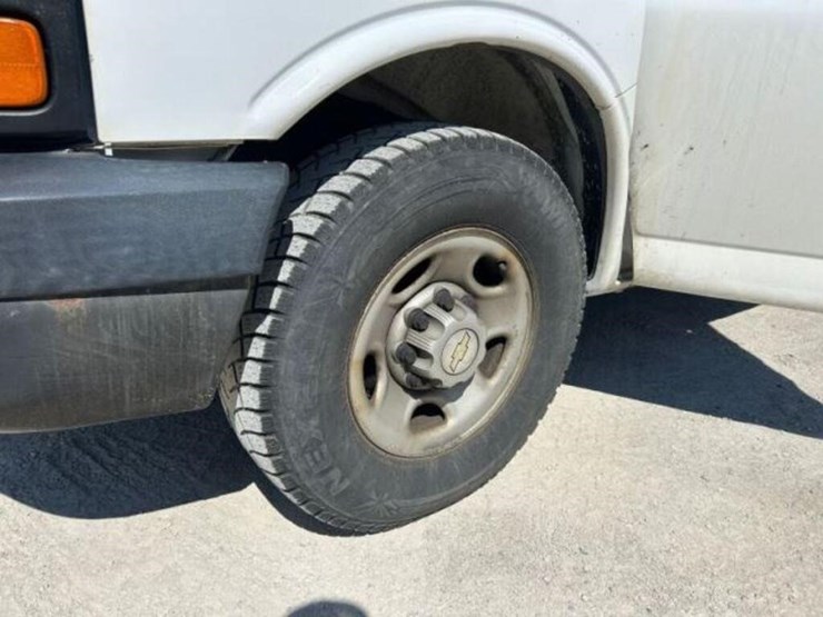2007-chevrolet-express-2500-image-36