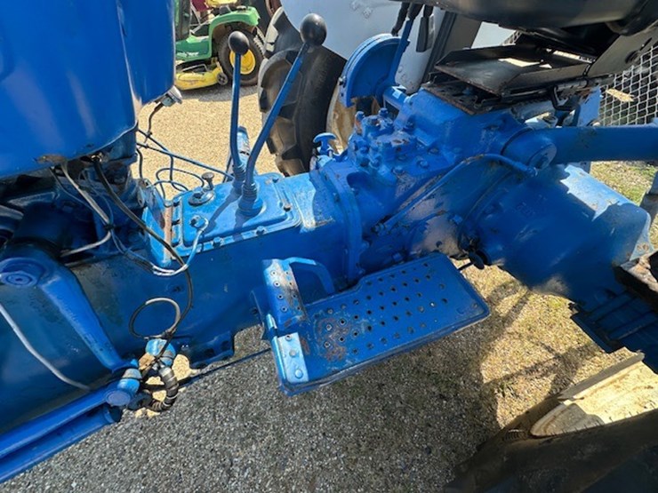 ford-2910-image-20